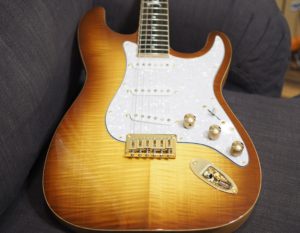 Custom Stratocaster – Jusa galleria kuva #4